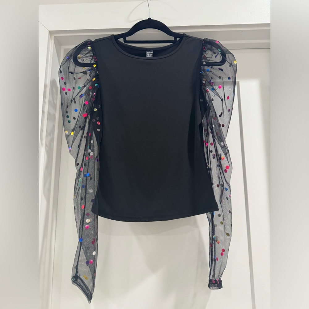 Mesh sleeve top
